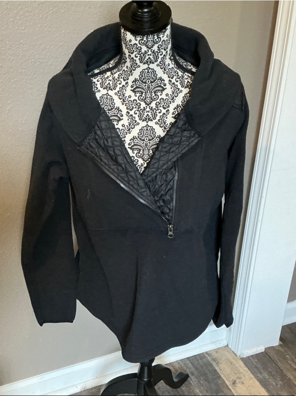 Columbia Black Quilted-Lined Pullover Jacket Size XL